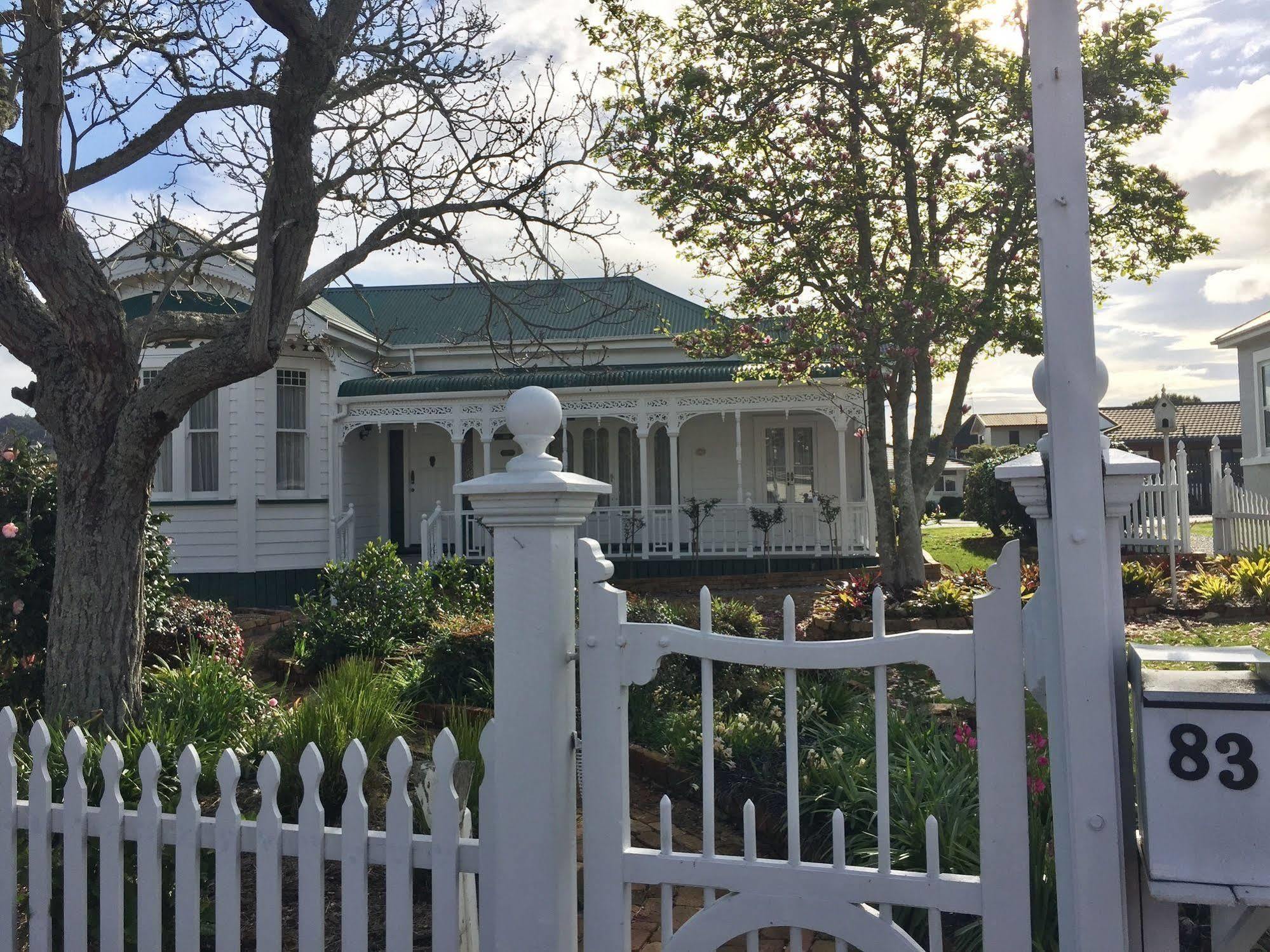 Chelsea House Bed & Breakfast Whangarei Exterior photo